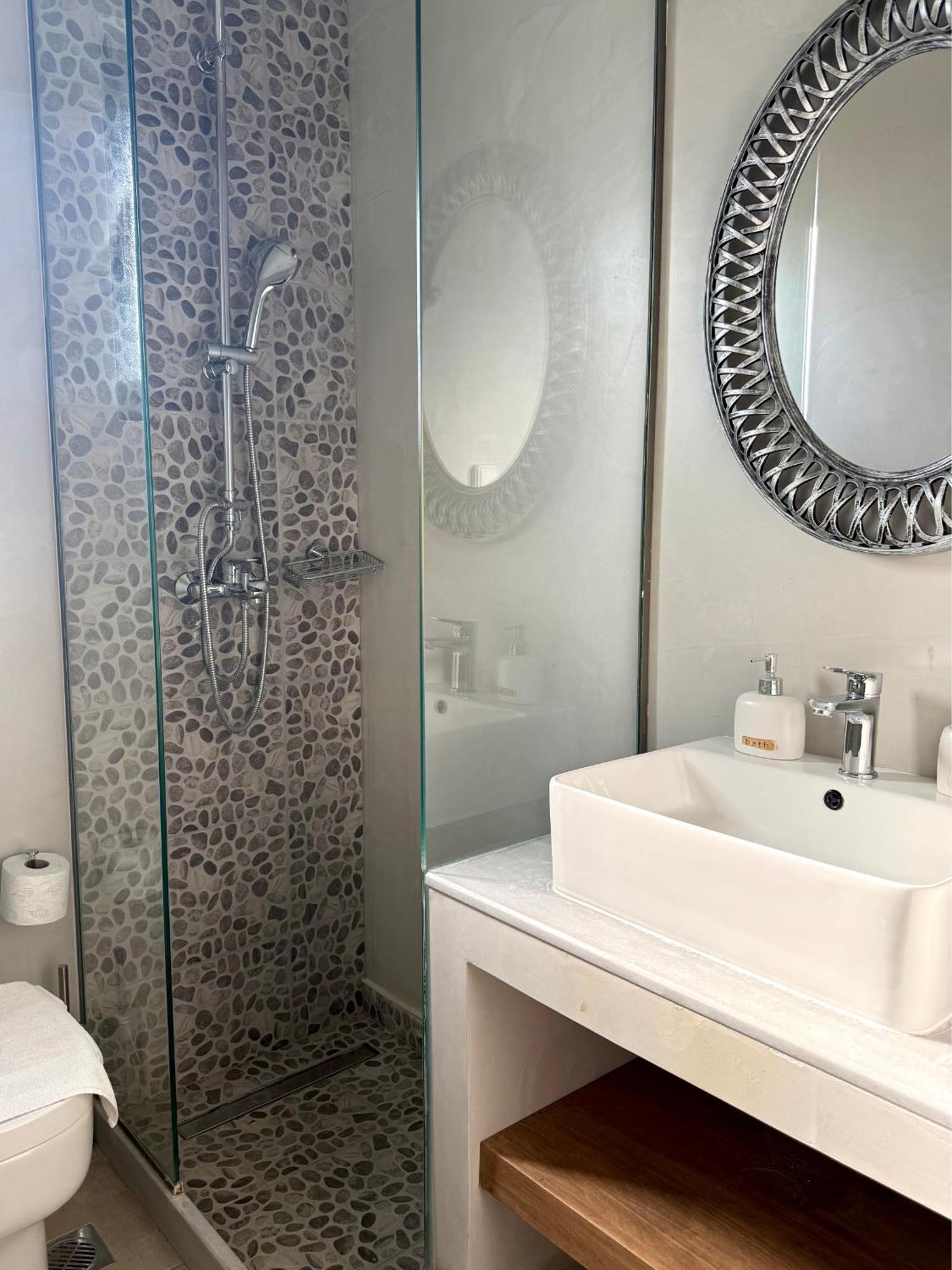 Kipos Suites & Apartments (Adults Only) Gennadi Rom bilde